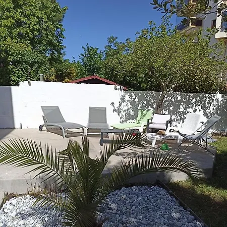 D'hotes La Pastourelle Centre Bed & Breakfast Royan