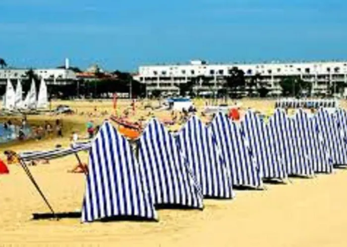 D'hotes La Pastourelle Centre 4*