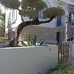 Alojamento de Acomodação e Pequeno-almoço D'hôtes La Pastourelle Centre 4*