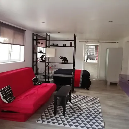 D'hotes La Pastourelle Centre Bed & Breakfast