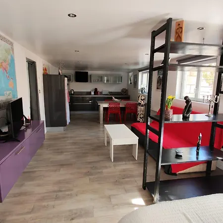 Bed & Breakfast D'hotes La Pastourelle Centre 4*