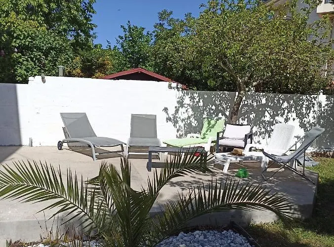 D'hotes La Pastourelle Centre Bed & Breakfast Royan