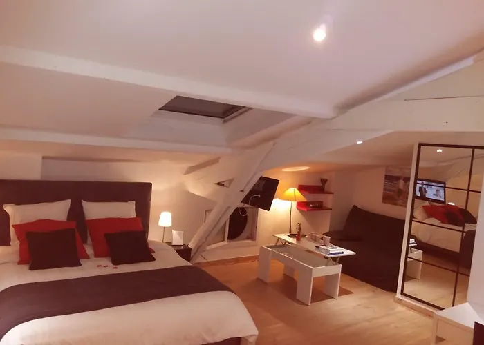 D'hotes La Pastourelle Centre Bed & Breakfast